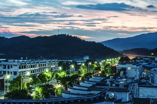 兴安县严关镇创新型城镇化示范乡镇建设纪实