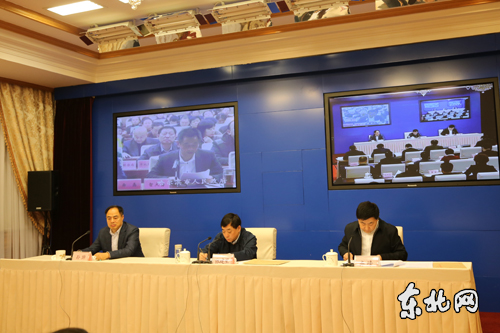 我省召开工业和信息化工作电视电话会议。张锐摄