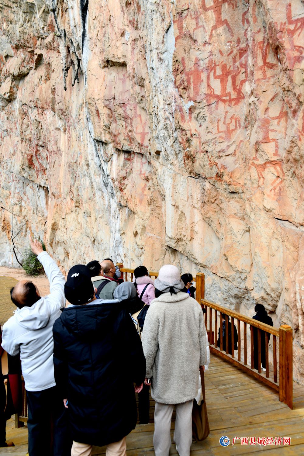 新春佳节看花山  世界遗产探奇观