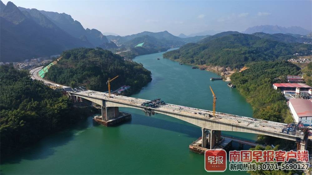 广西力争一季度开建10条高速公路，有过你家的么？