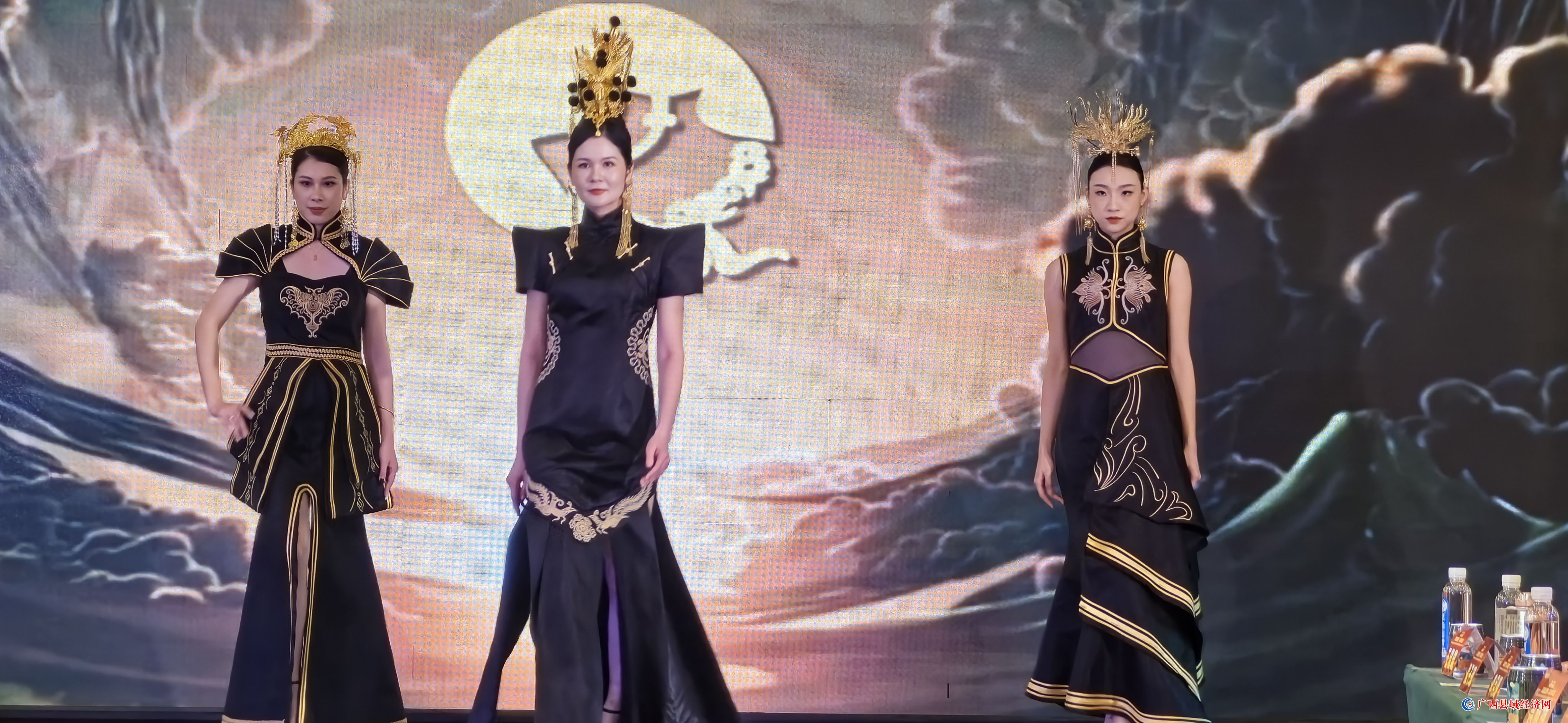 ������β������չʾ���ӵ��� ��