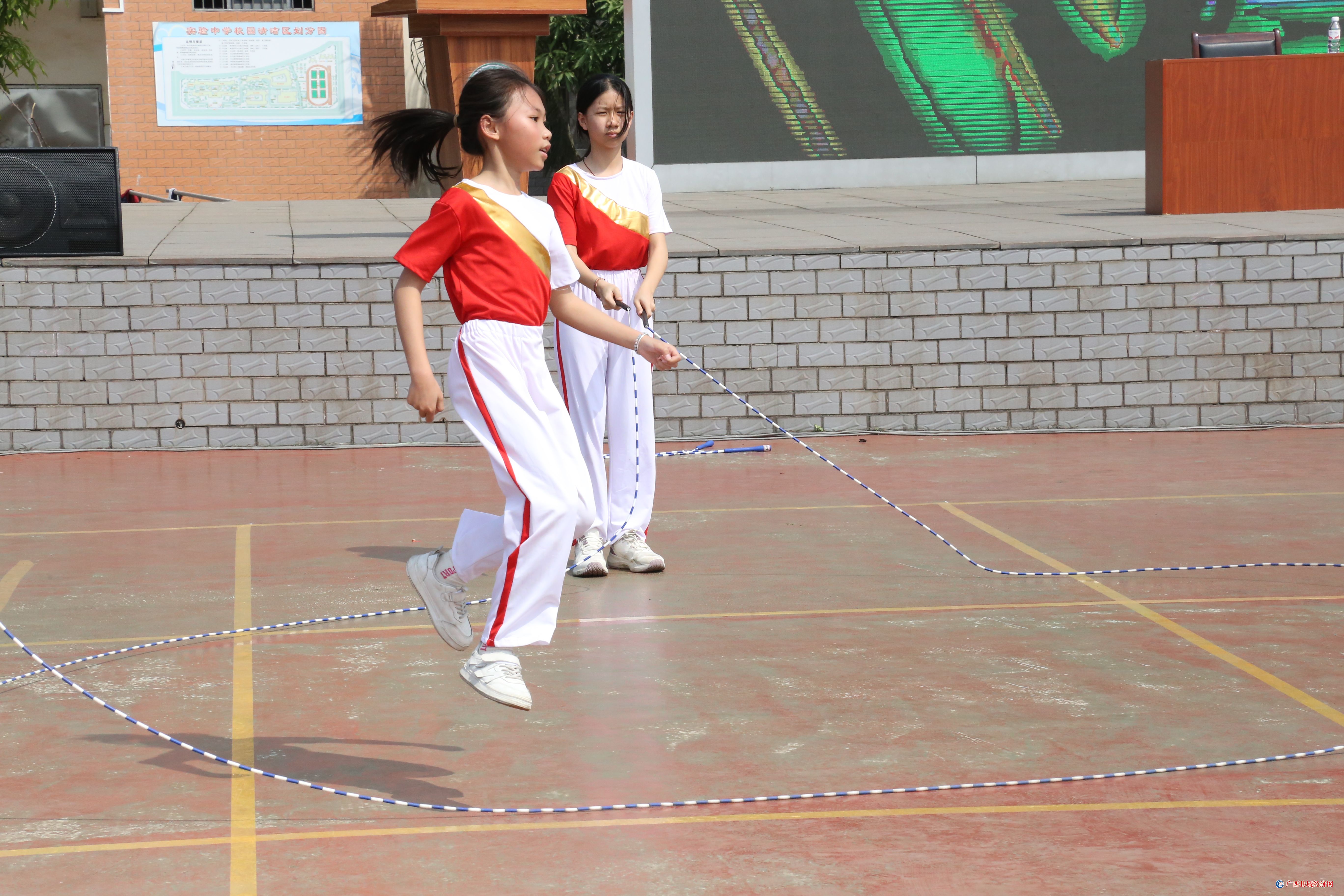 �������ݡ��ӵ��� ��