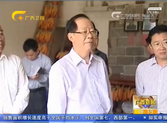 危朝安在都安调研时强调:依靠群众智慧解决实际问题