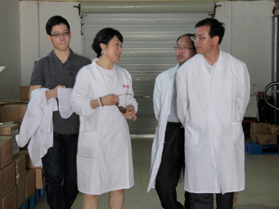 黄品优率队到百色调研“福地金融模式”