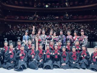 蔡浙飞：生命个体的极限绽放