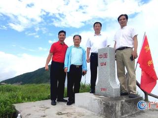 广西各地电影放映同行与宁明县峙浪边境爱民电影队交流学习