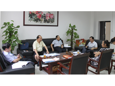 促进会召开会长会议 总结2014年上半年工作