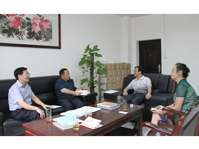 章远新莅临促进会检查指导工作