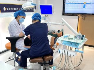 爱心民企再献爱心 受助儿童继续受助