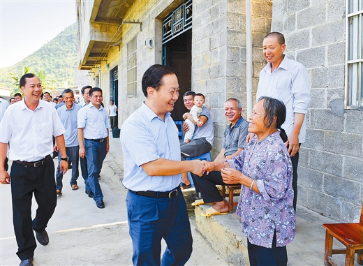 彭清华田阳县调研强调:切实把精准扶贫抓紧抓准抓到位