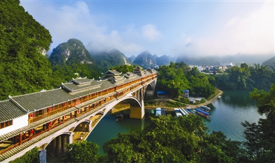 宜州市集中整治市容市貌促进城市管理水平提升纪实