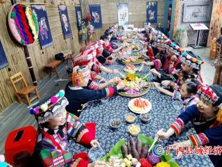 广西都安：国庆黄金周，文创园里的幸福欢歌