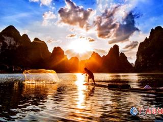 金龙湖之晨    美奂又美伦