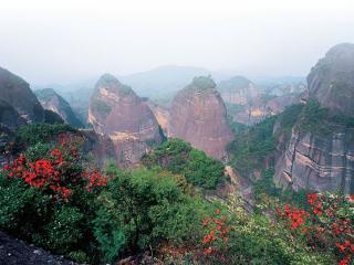 资源：世界丹霞奇观，岭南避暑胜地